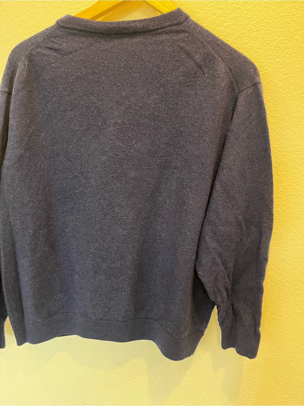 Talbots Navy V-Neck Men's Sweater - Picture 3 of 9